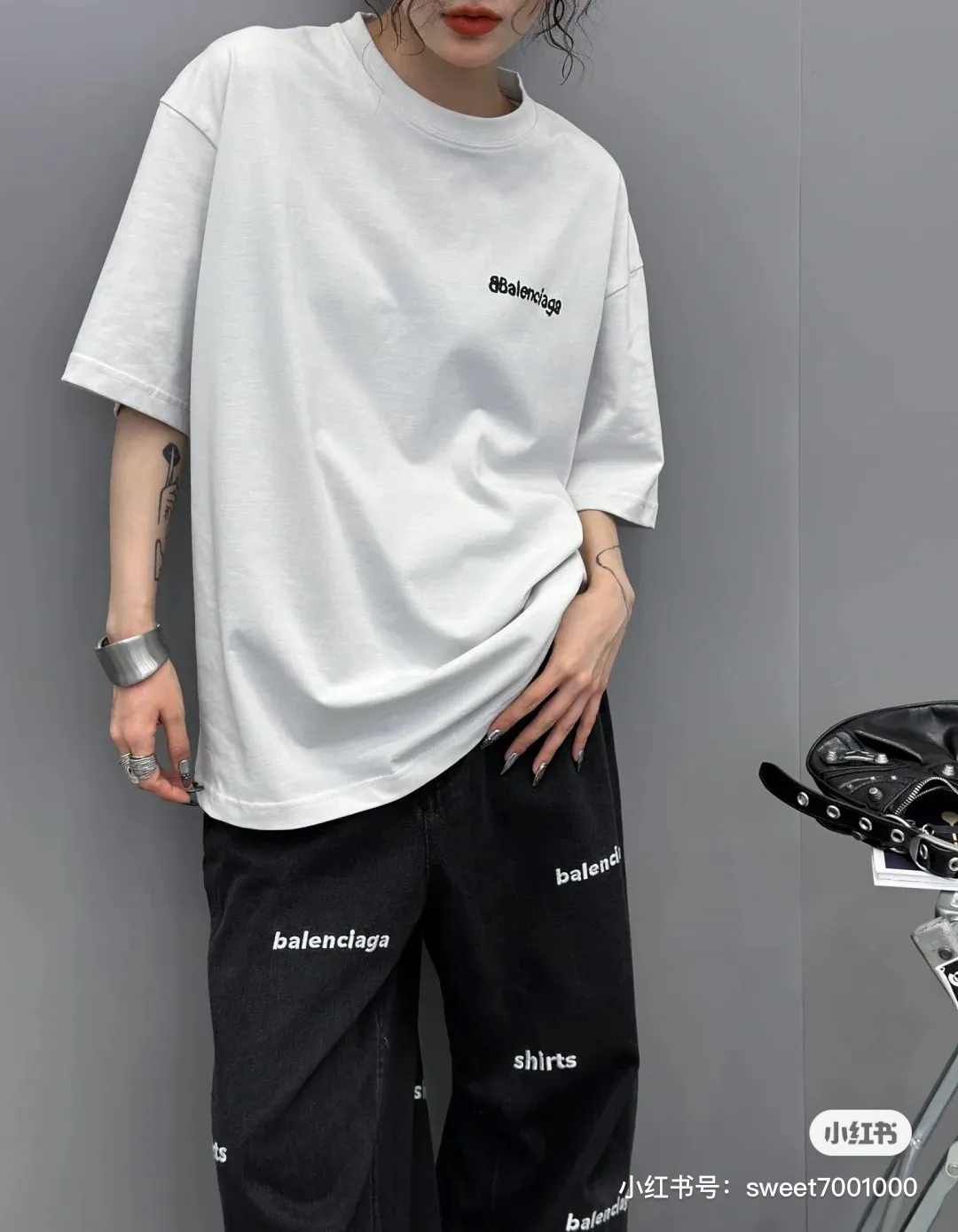 # Balenciaga/ #BB T Same Style